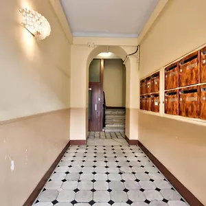 Very 2p With Comfort, Center Ac/wifi Apartament